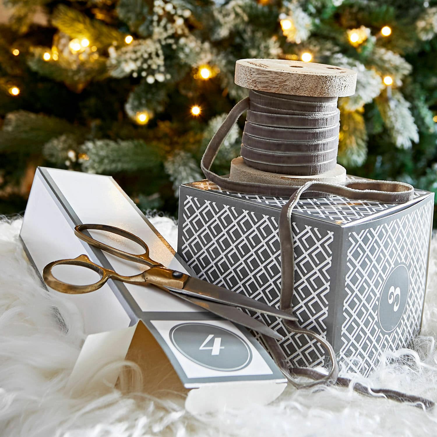 Adventní kalendář s certifikací FSC® Mix Latrobe