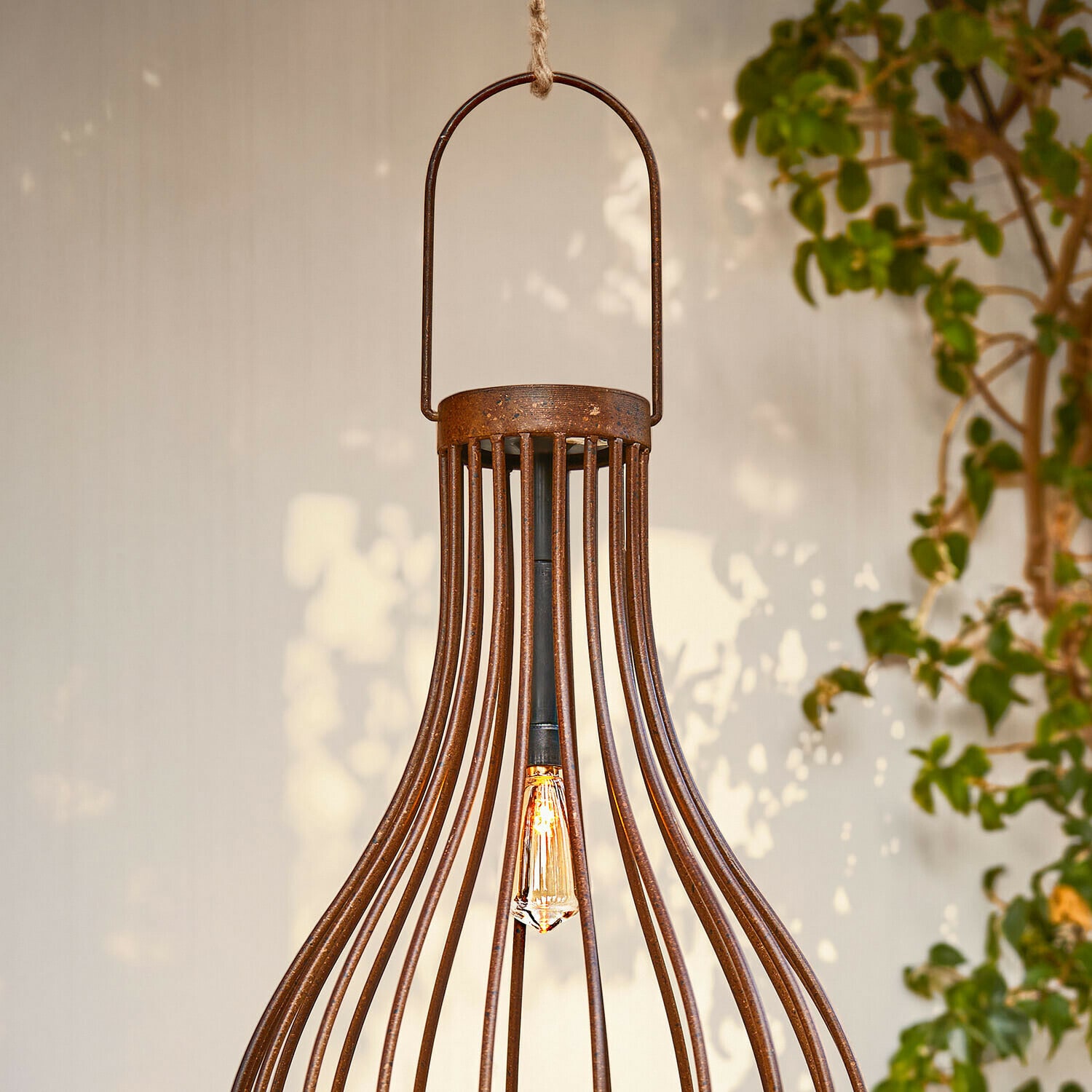 Solární svítilna Falirah