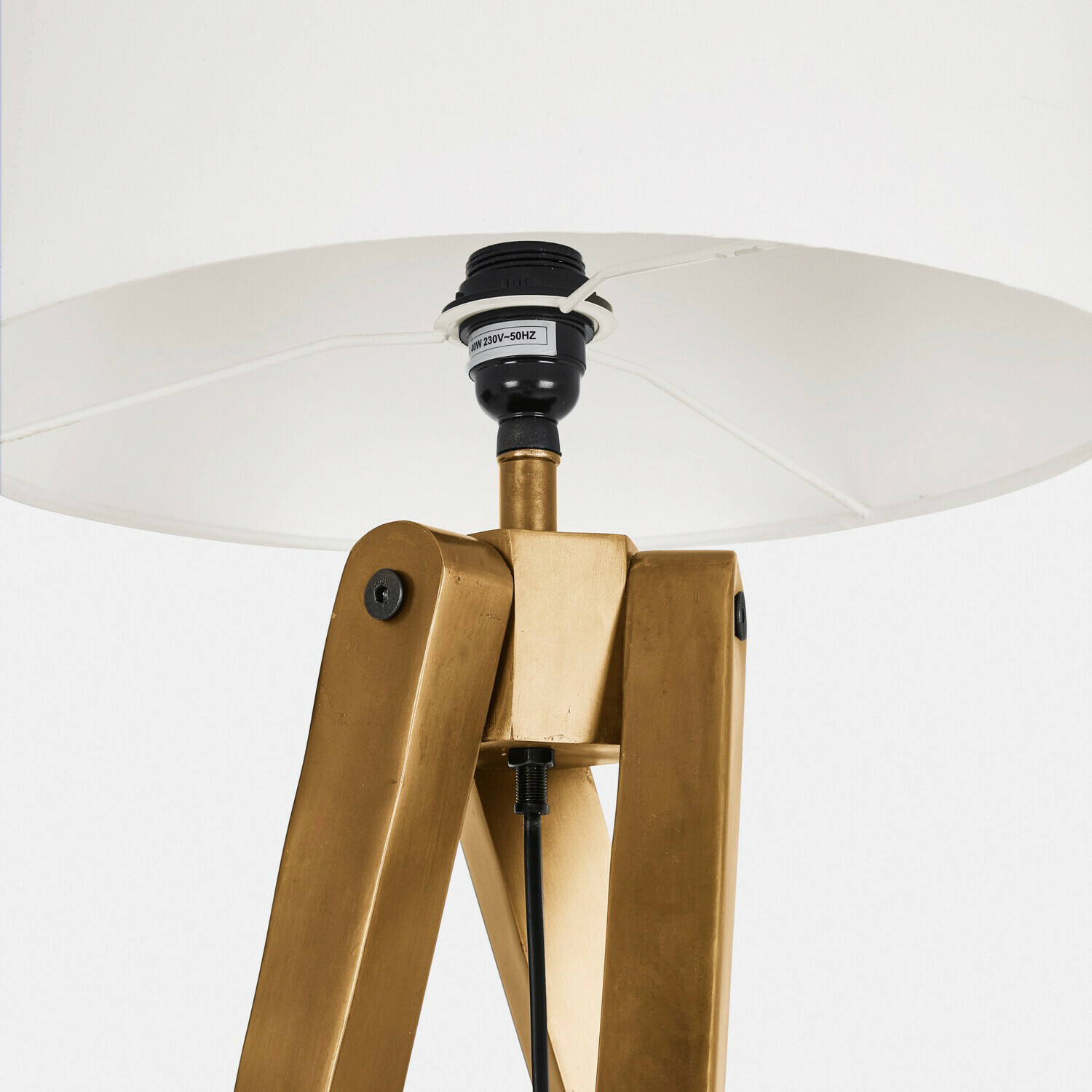 Stojací lampa Kelvio
