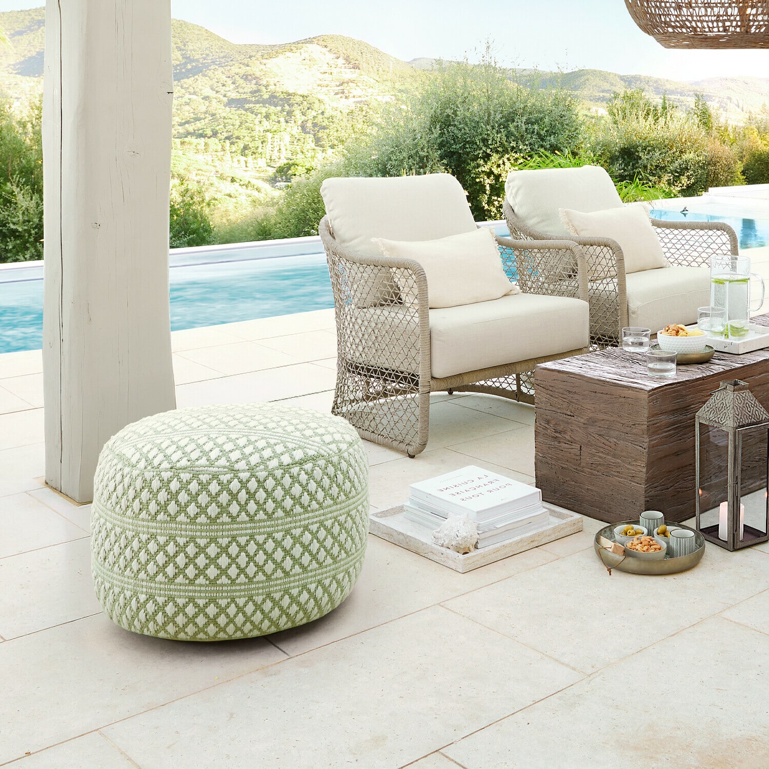 Stolička do interiéru i exteriéru Mintares