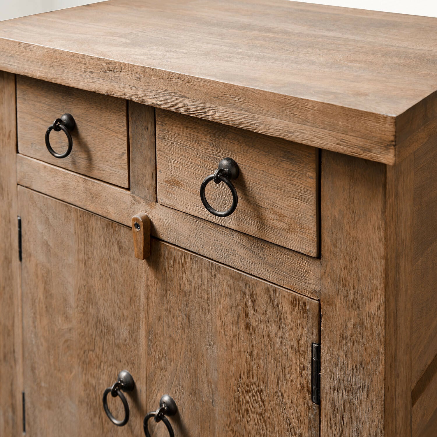 Noční stolek Fenaro