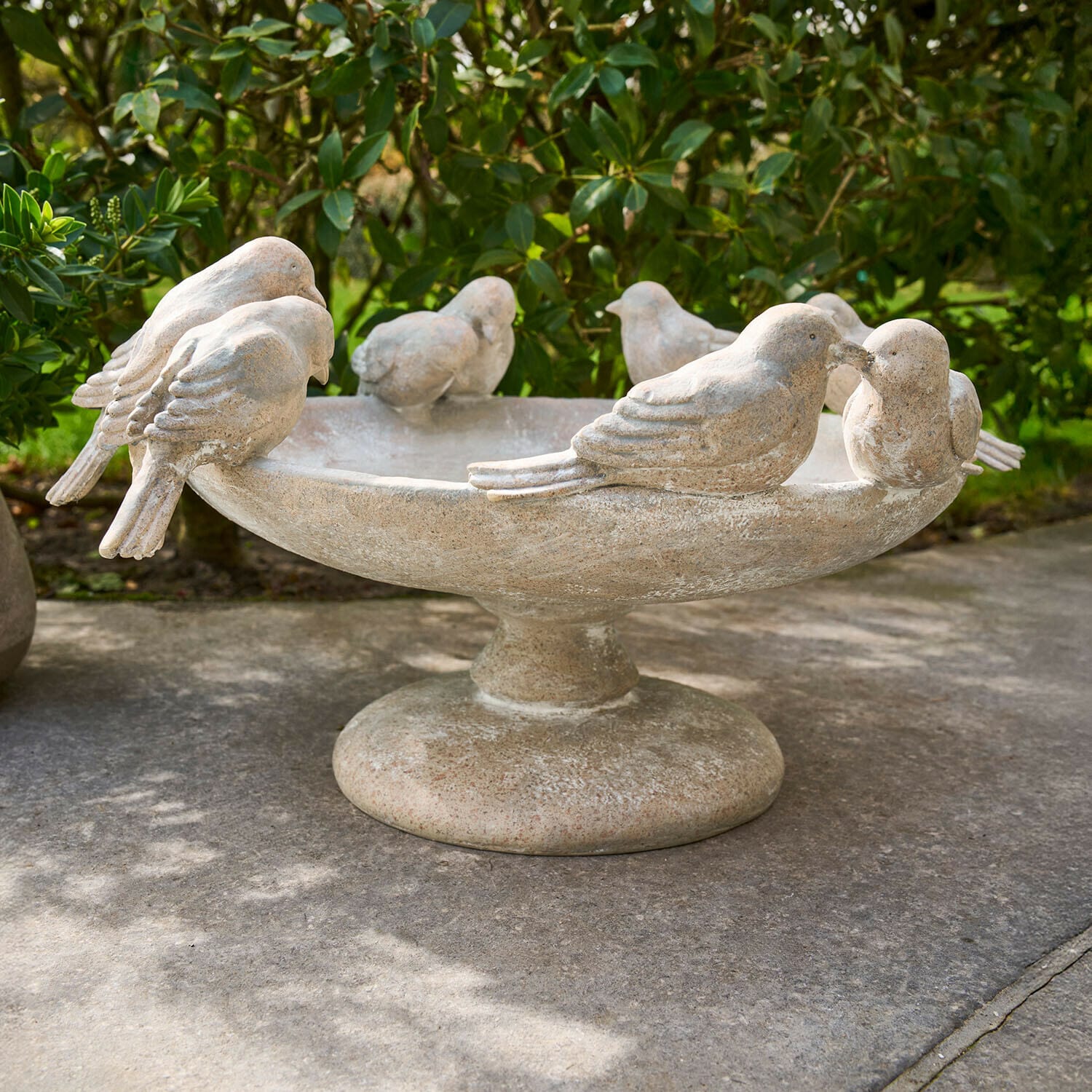 Ptačí pítko Haldoríe