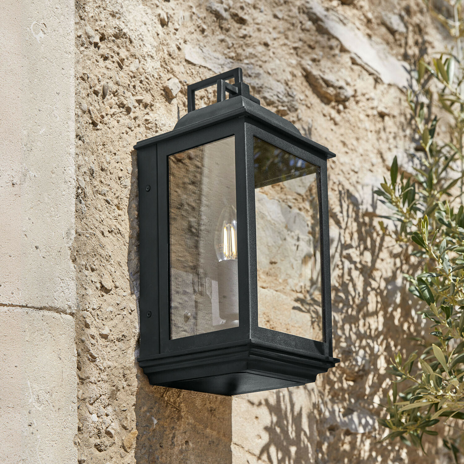Venkovní nástěnná lampa Tovre