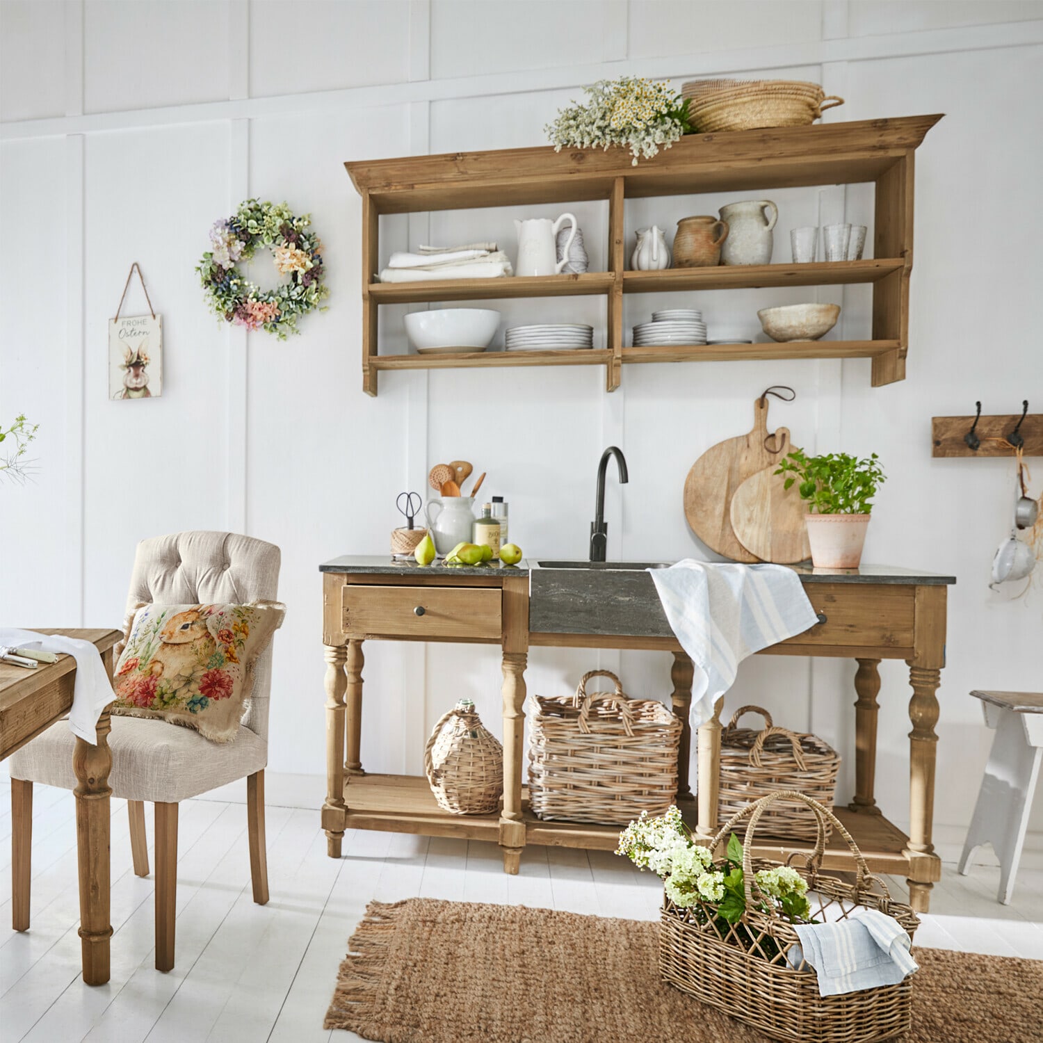 Nástěnná police Bergenfield