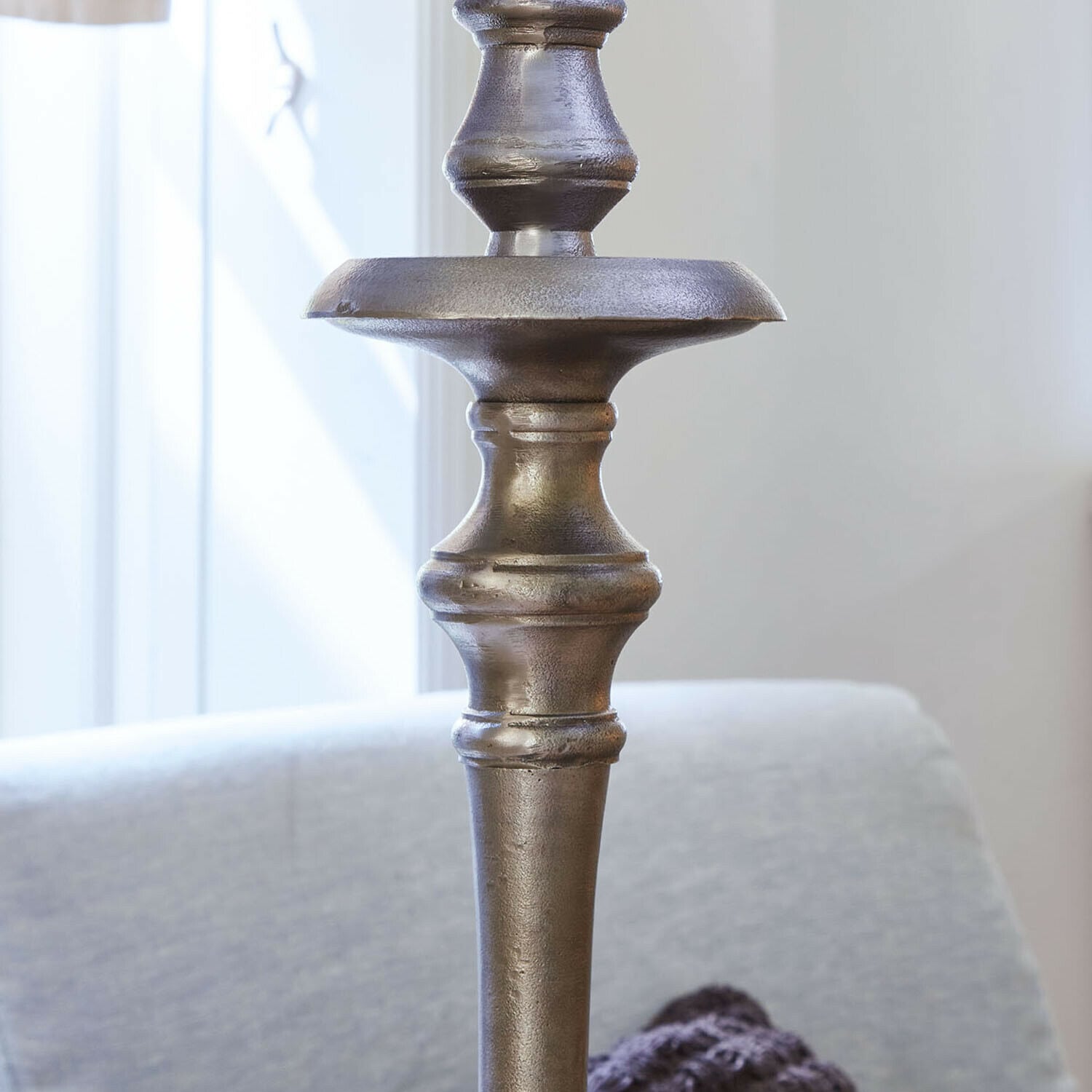 Stojací lampa Jamoura