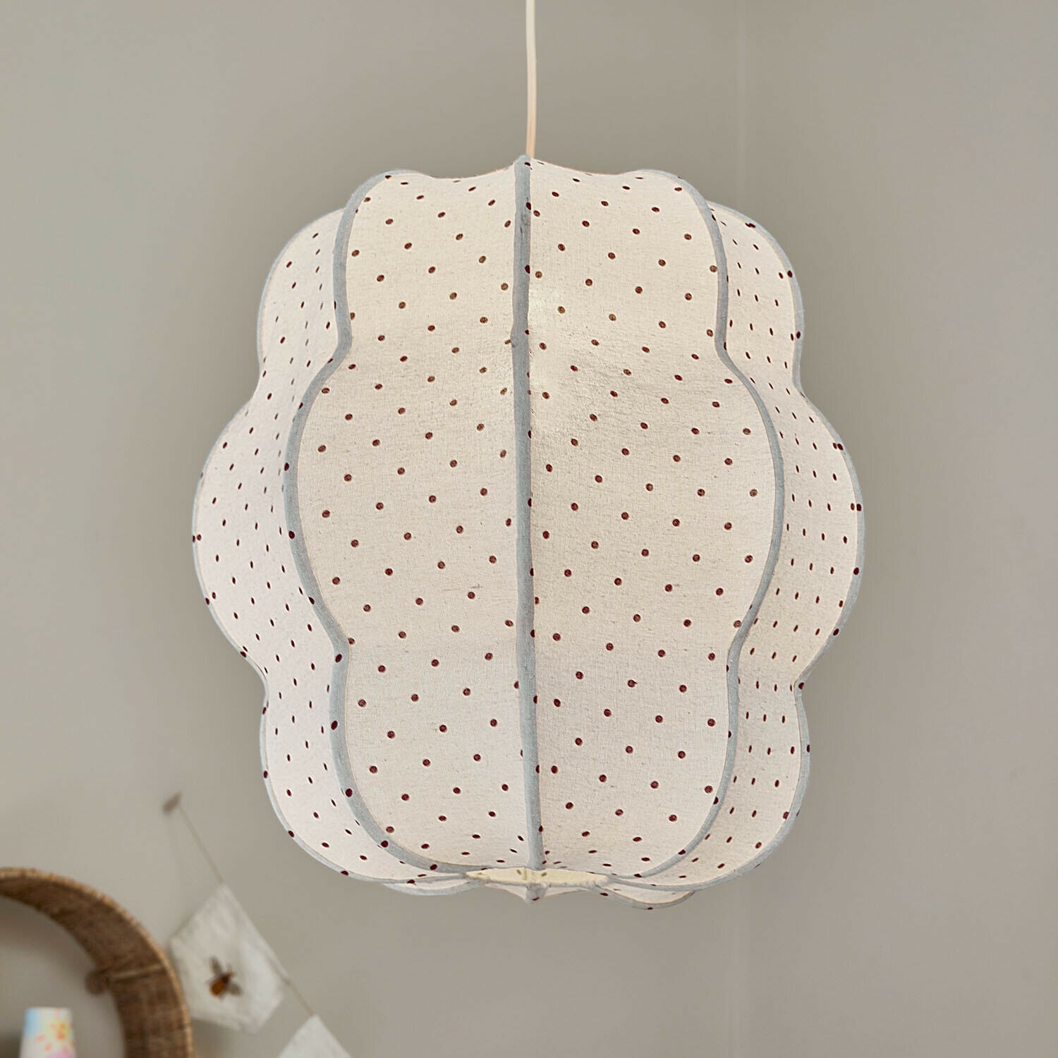 Závěsná lampa Lillumo
