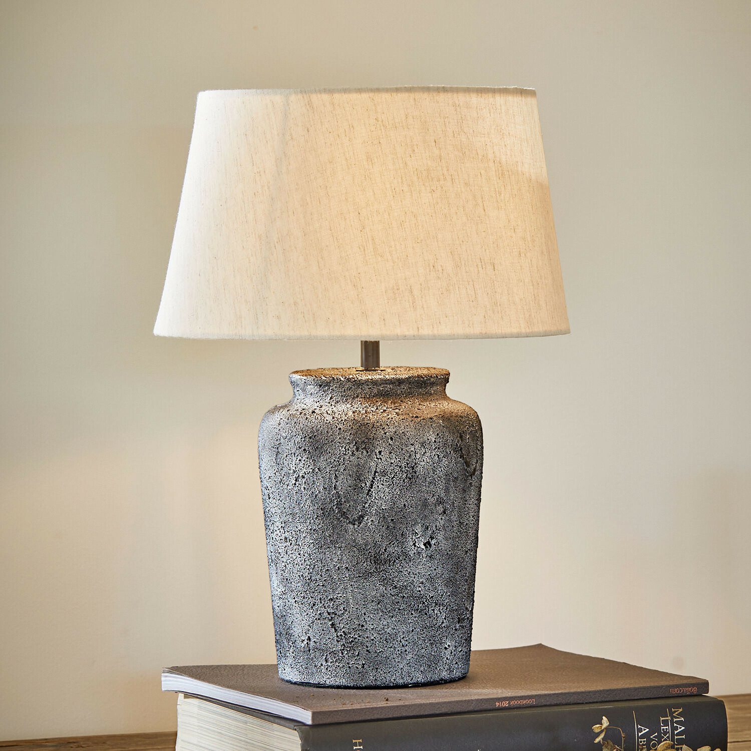 Stolní lampa Karvienne
