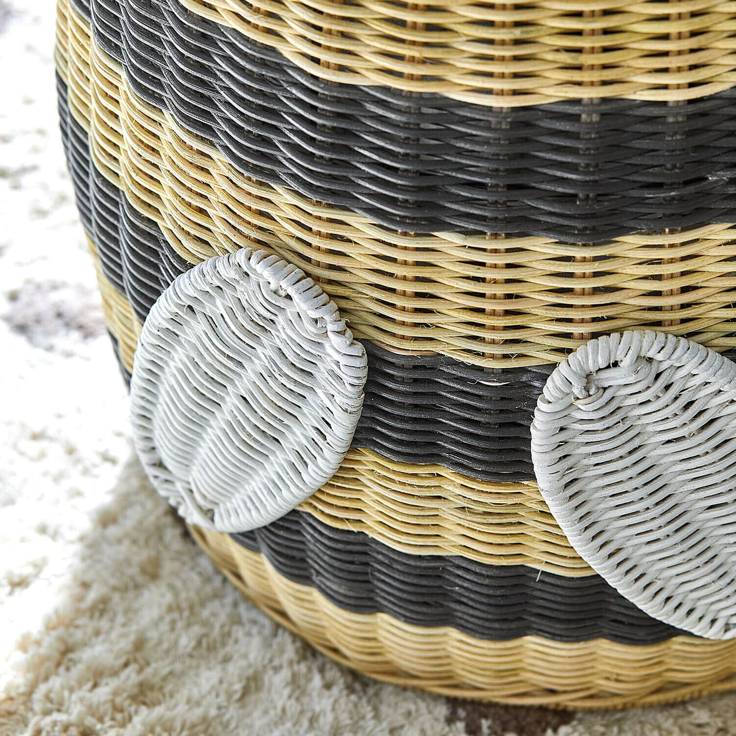 Košík ve tvaru čmeláka Fluttery