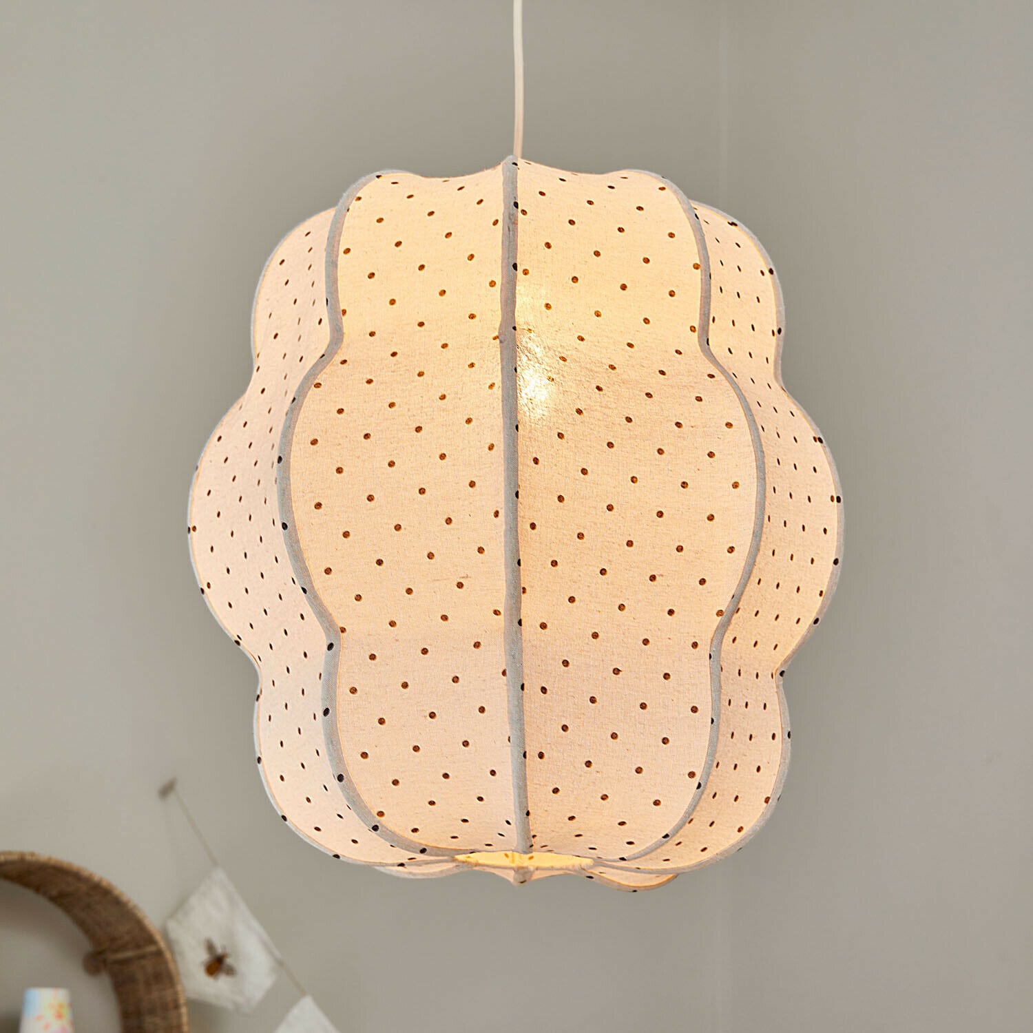 Závěsná lampa Lillumo