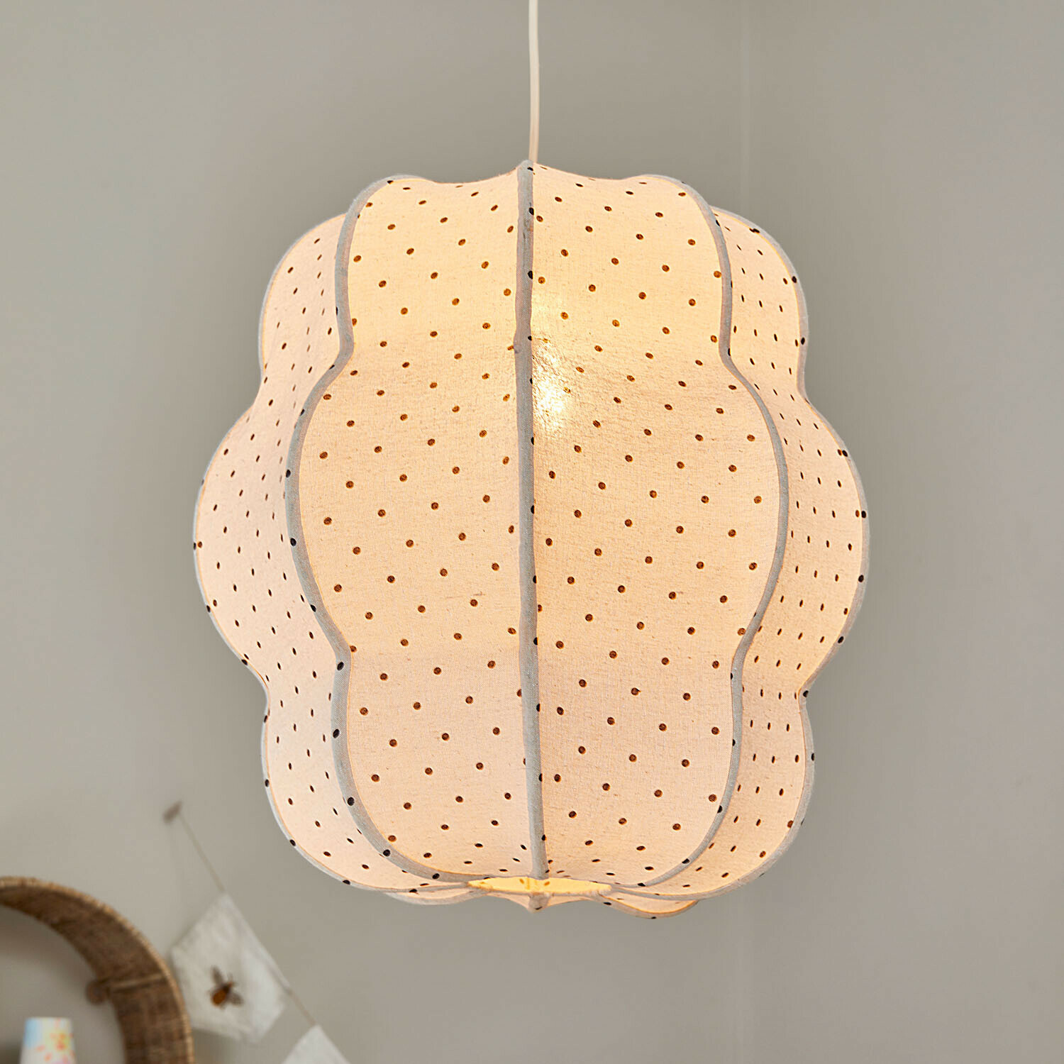 Závěsná lampa Lillumo