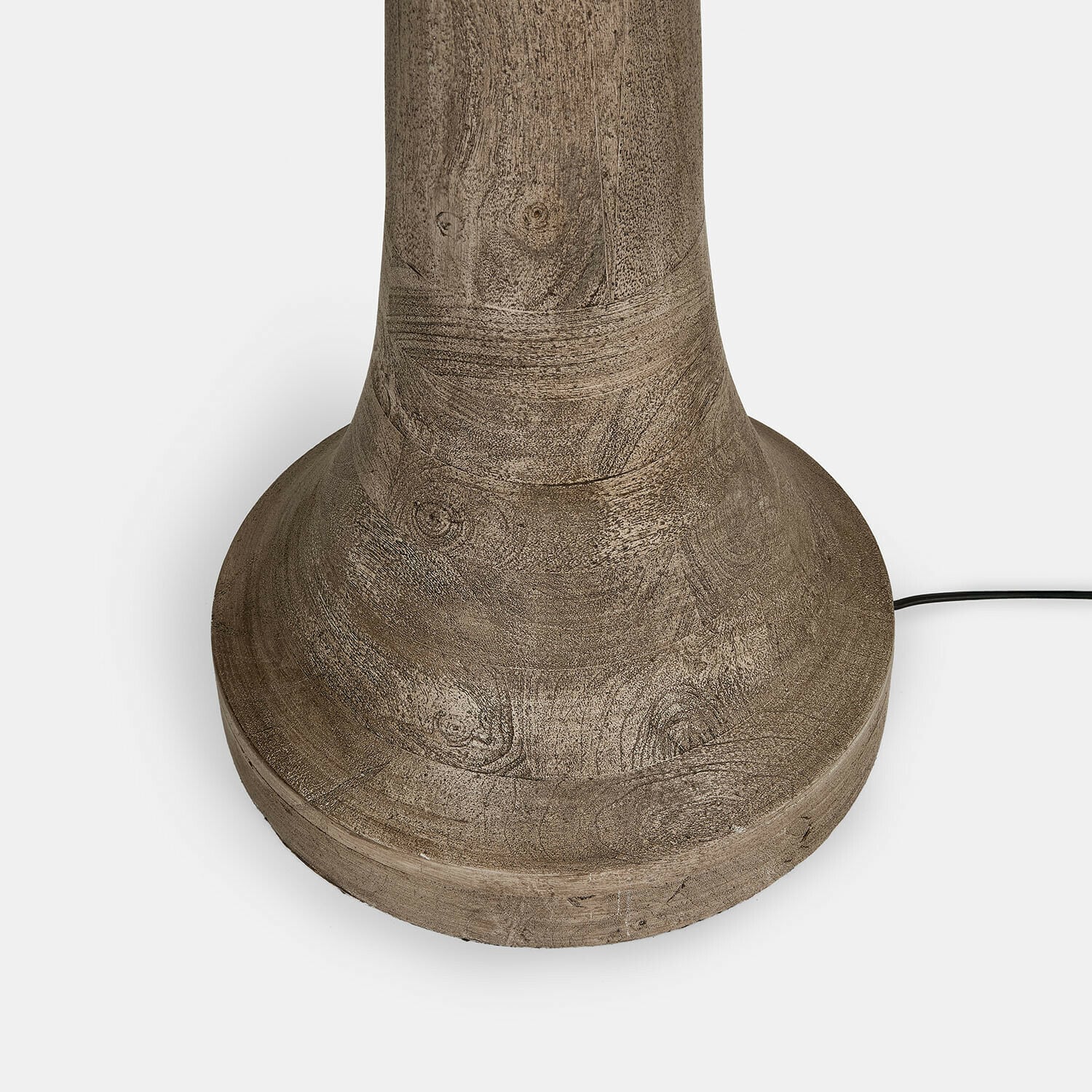Stojací lampa Helsfjord