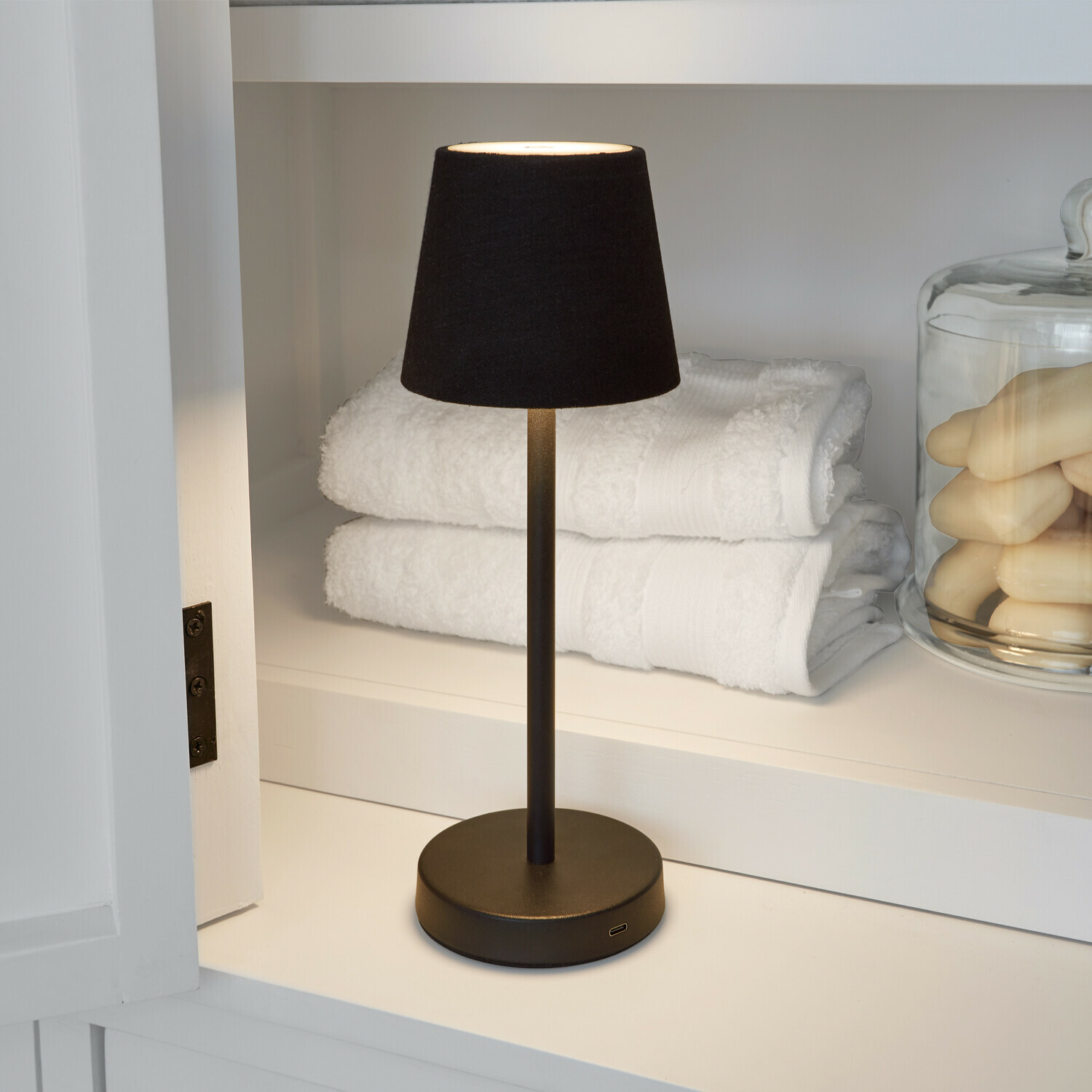 Dobíjecí stolní lampa Sylvainie