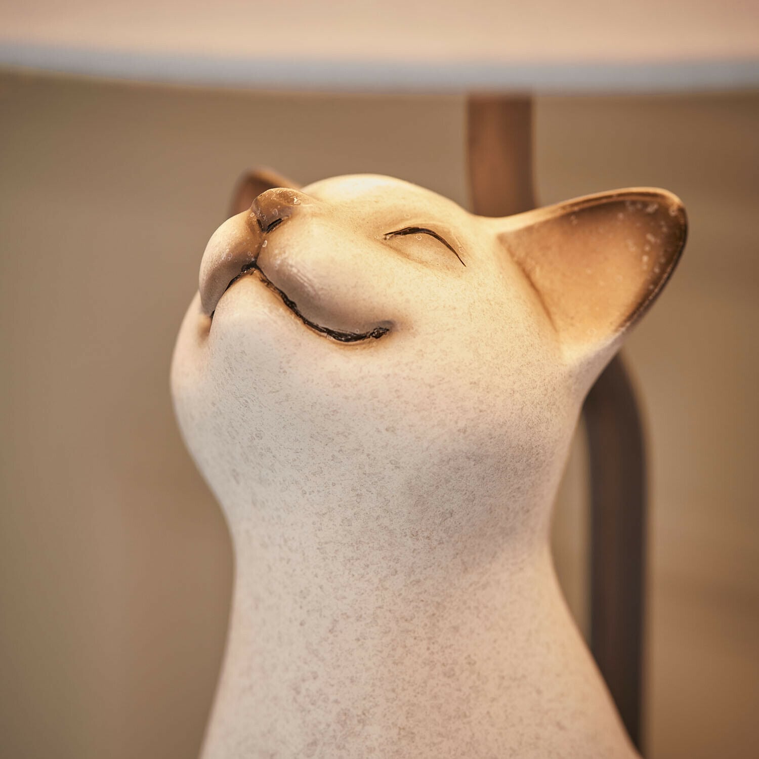 Stolní lampa Ormeya