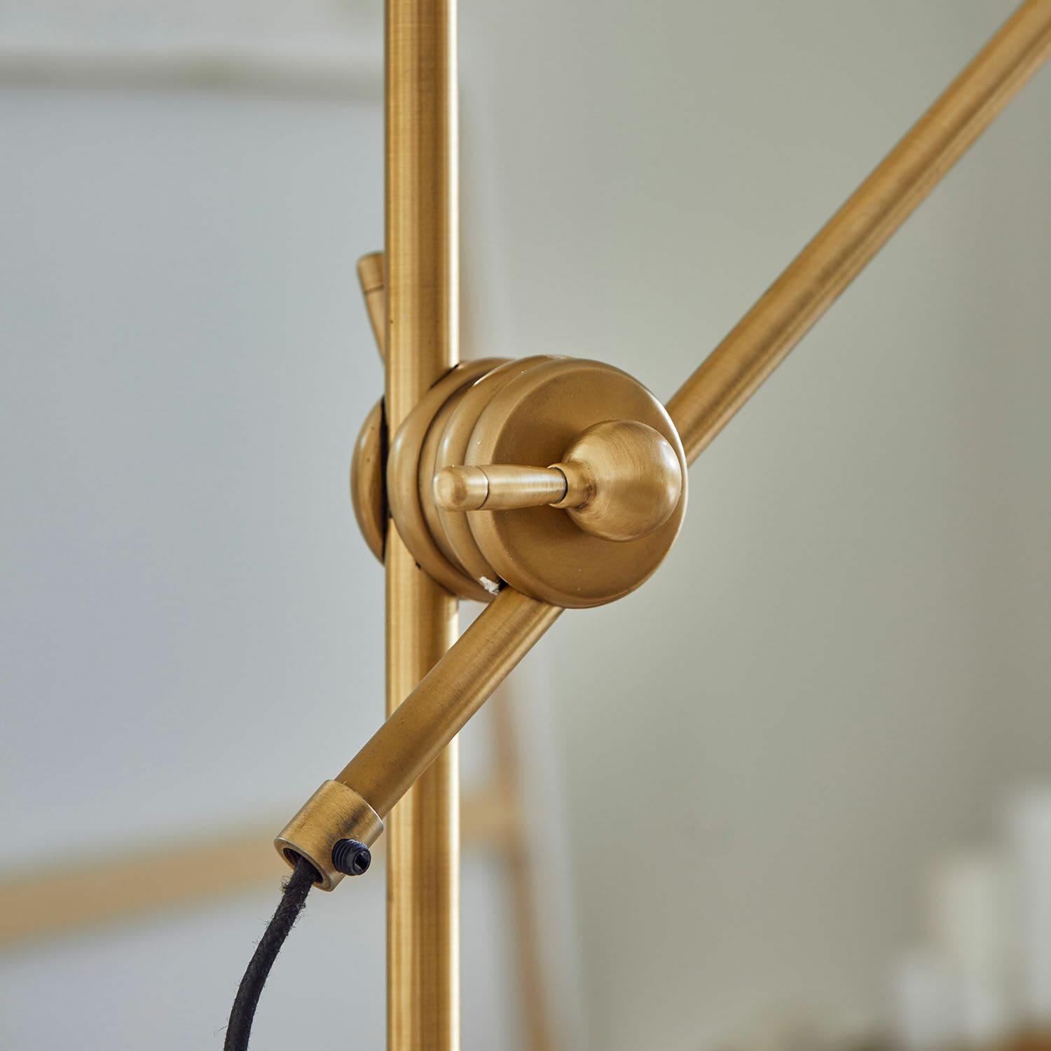 Stojací lampa Delacroille