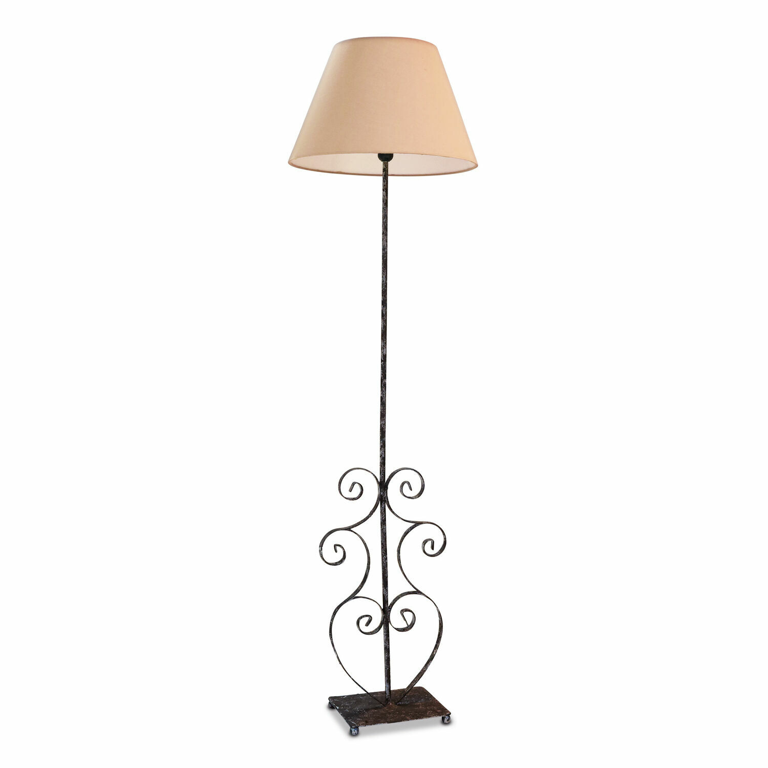 Stojací lampa Le Havre Stojací lampa s černou kovovou základnou a béžovým stínidlem, dekorativní design do obýváku