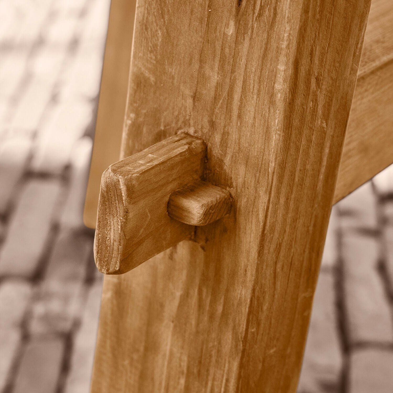 Stůl Crestwooden