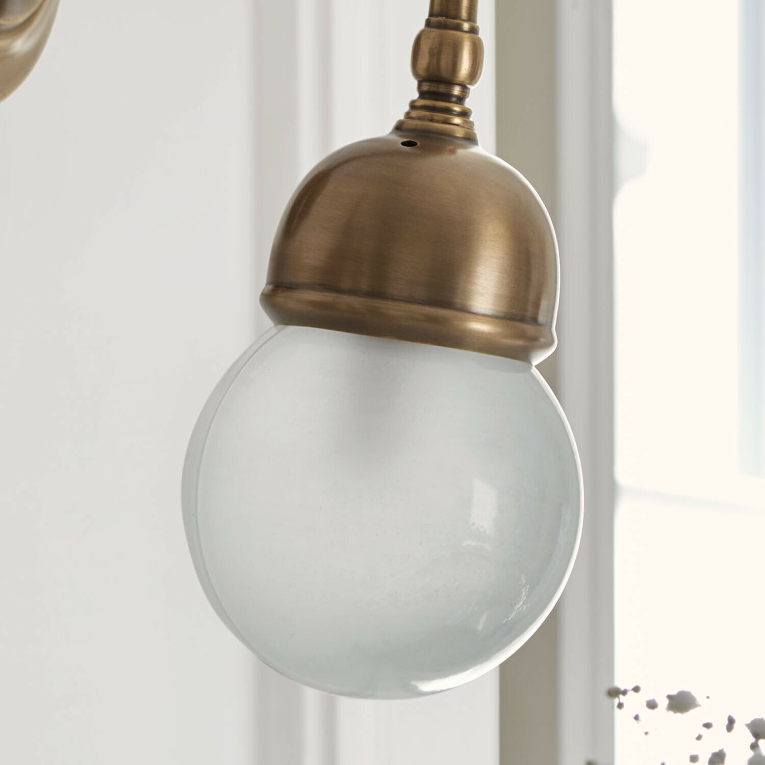 Nástěnná lampa Lamivelle