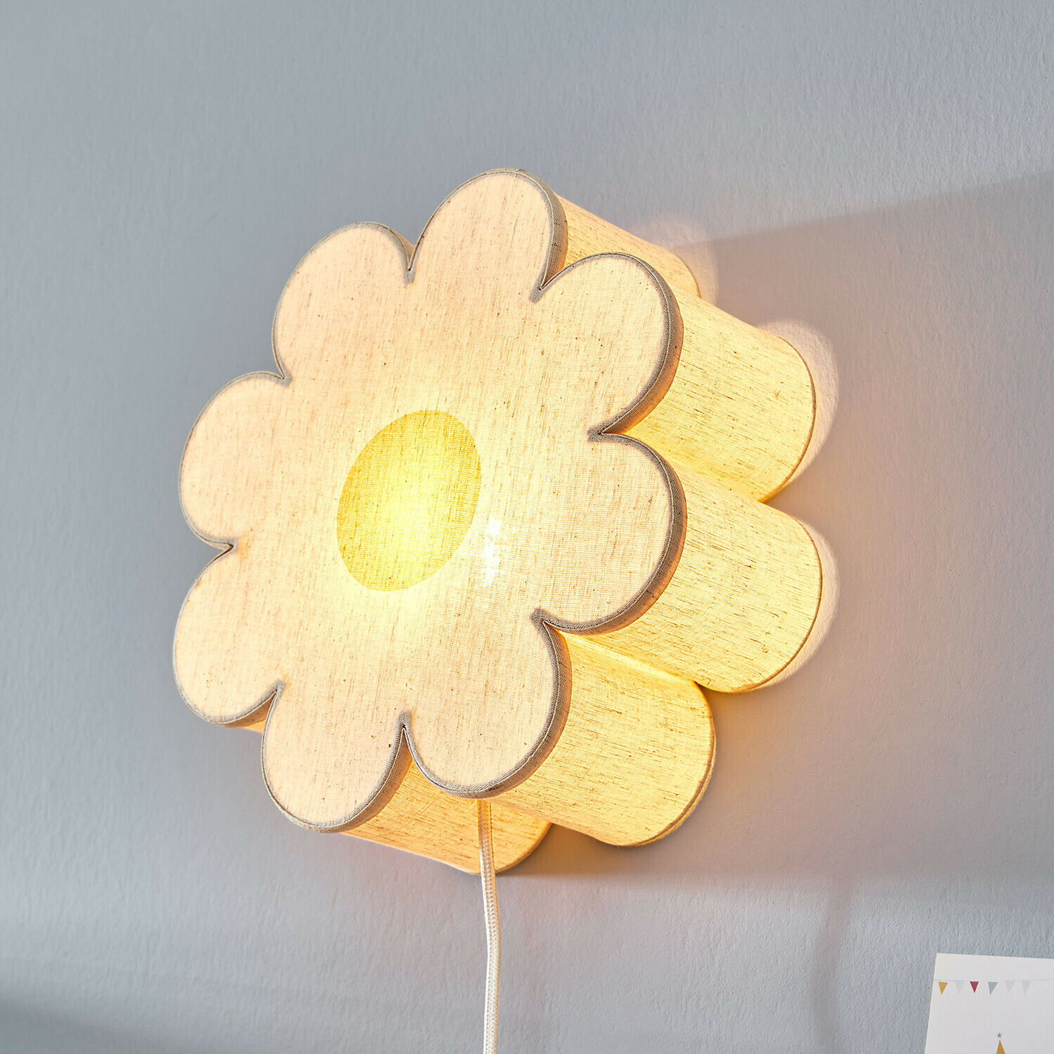 Nástěnná lampa Poppeline Nástěnné světlo ve tvaru květu z béžové látky, dekorativní dětská lampa s teplým světlem