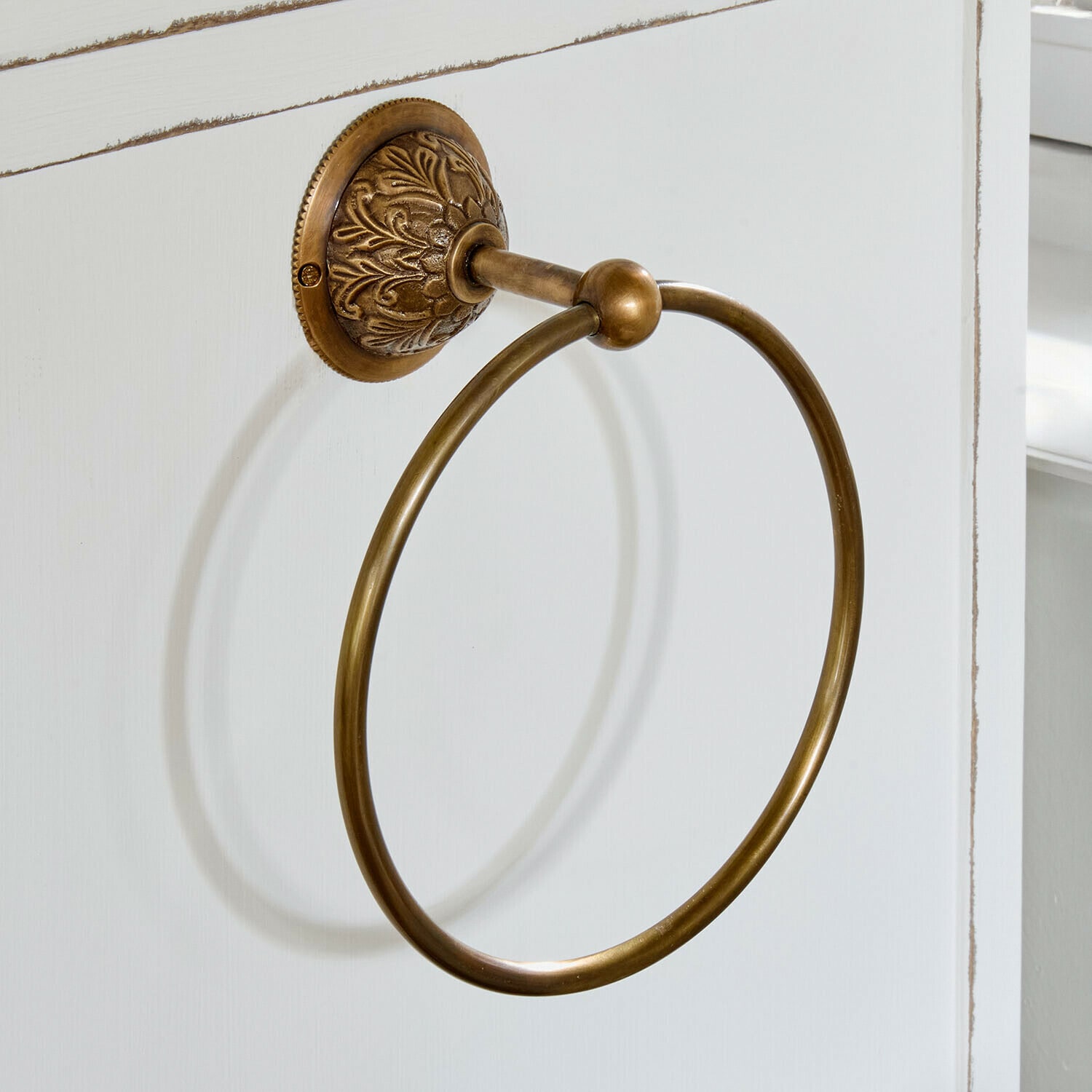 Držák na ručníky Quenlivre