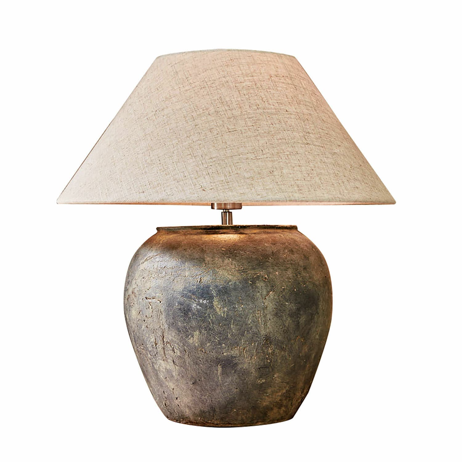 Stolní lampa Shiva Stolní lampa s keramickou šedou patinovanou základnou a béžovým textilním stínidlem