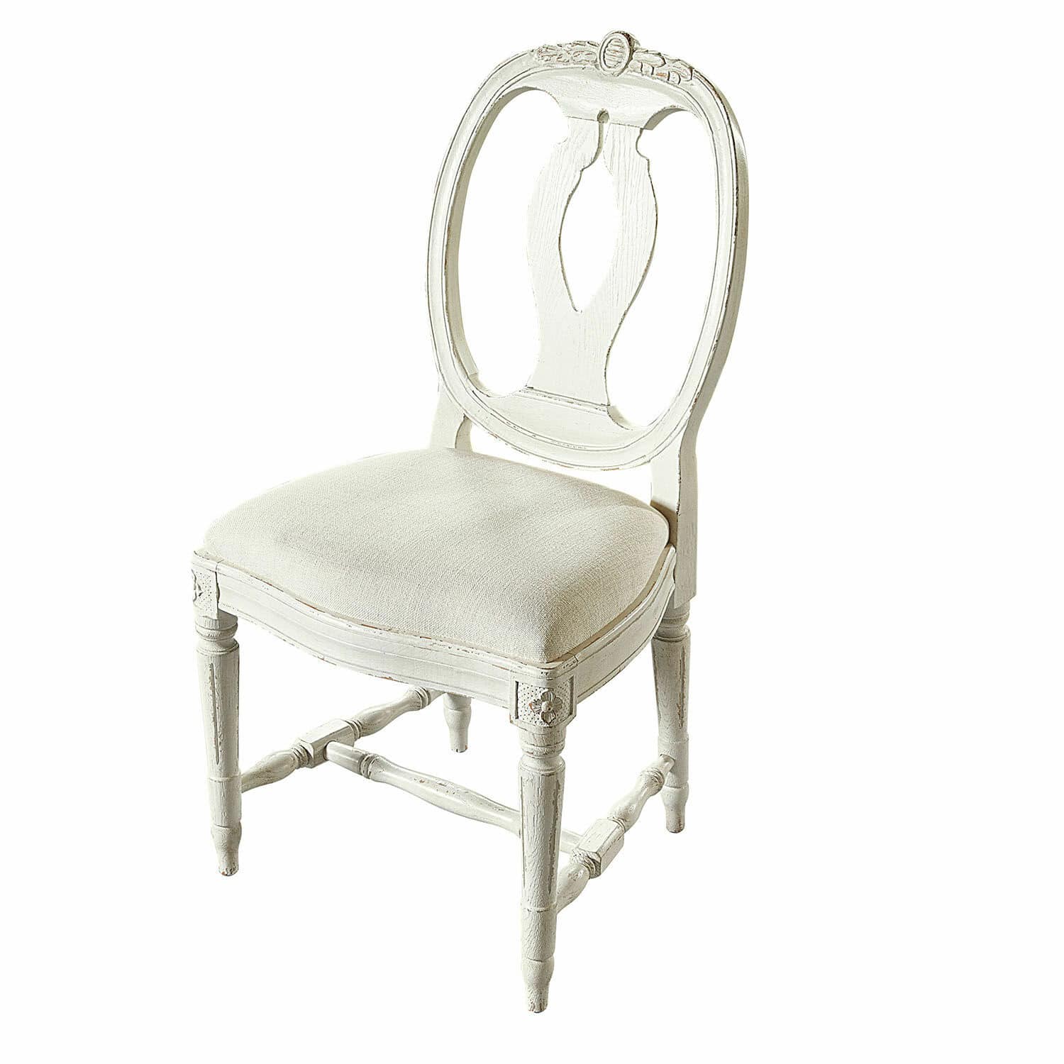 Židle San Gavino Bílá dřevěná židle s čalouněným sedákem ve vintage stylu do obývacího pokoje