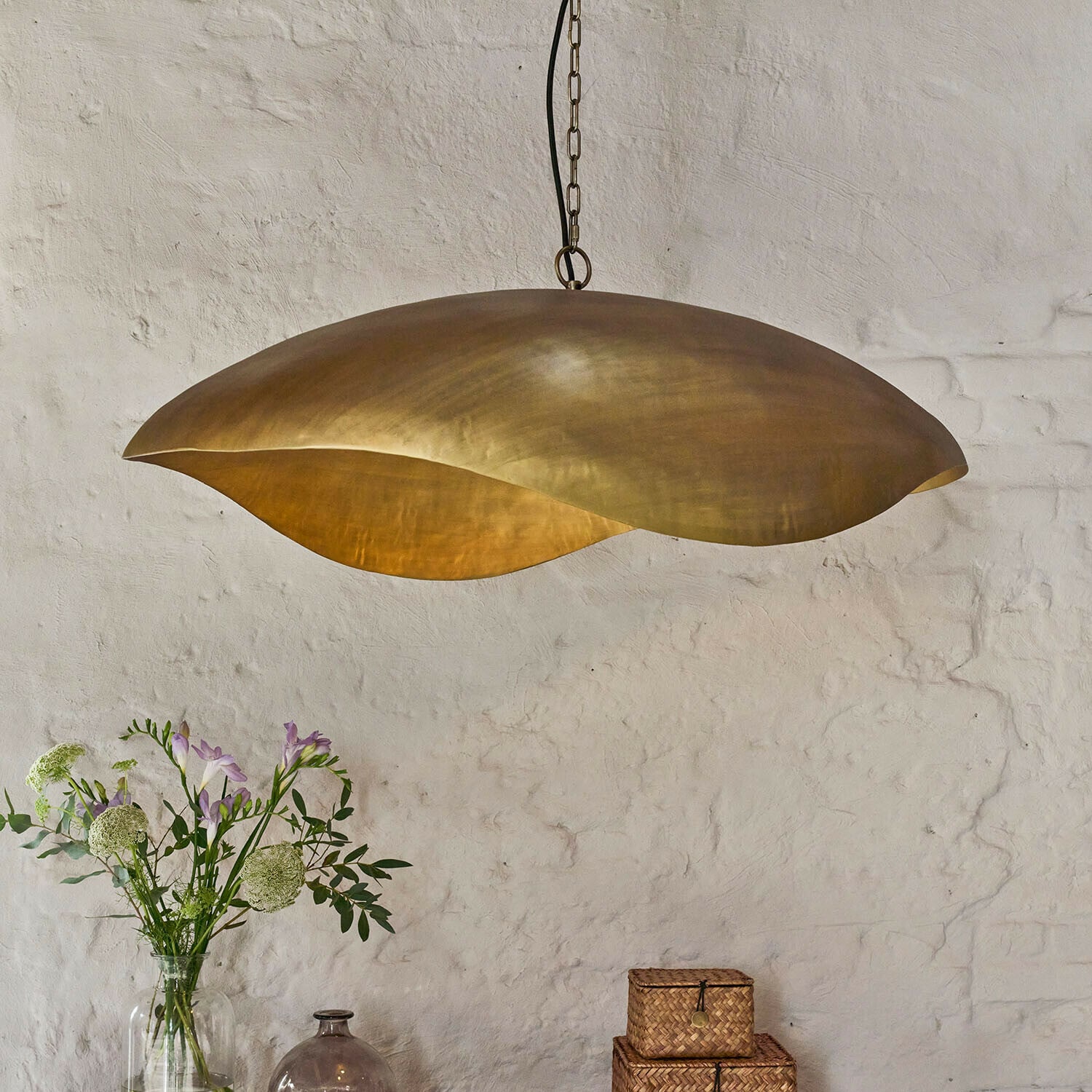 Závěsná lampa Horizon Serein Závěsná mosazná lampa ve tvaru listu, dekorativní stropní svítidlo do obývacího pokoje a jídelny