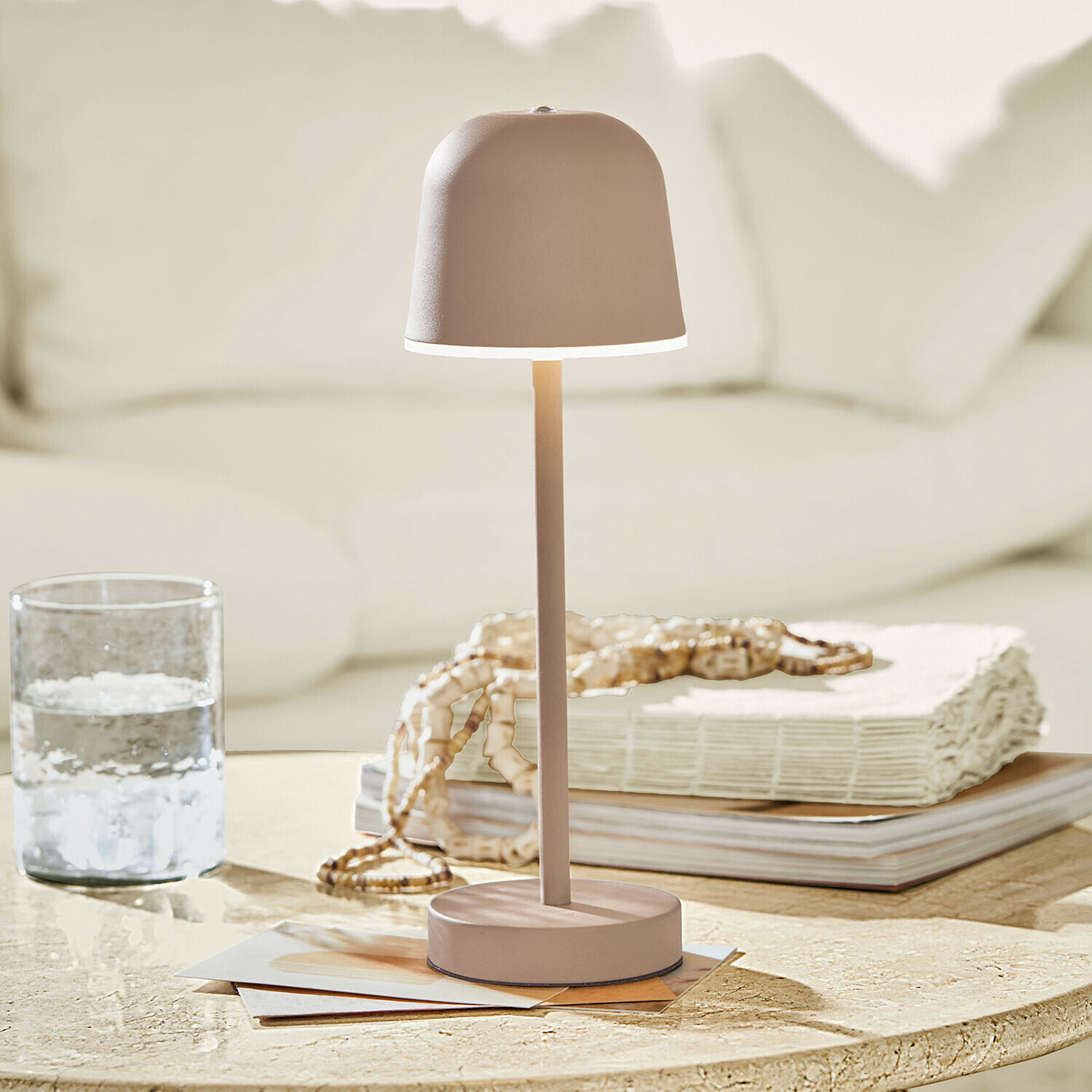 Dobíjecí stolní lampa Ulianne