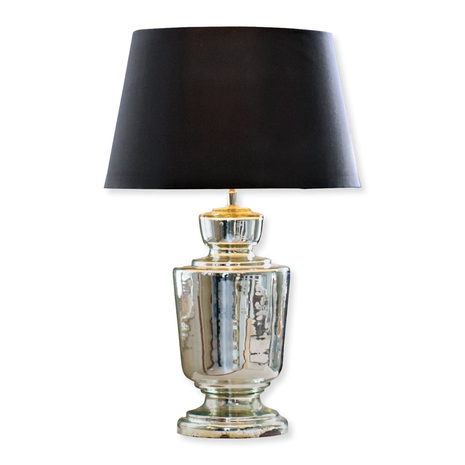 Stolní lampa Taos se stříbrným kovovým podstavcem a černým stínidlem pro interiérový design