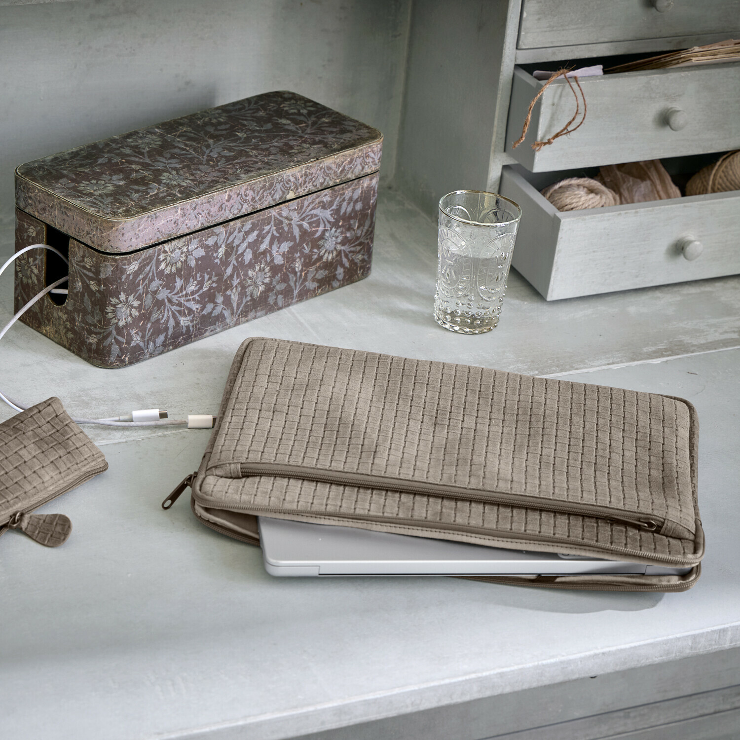 Pouzdro na notebook Nivelles