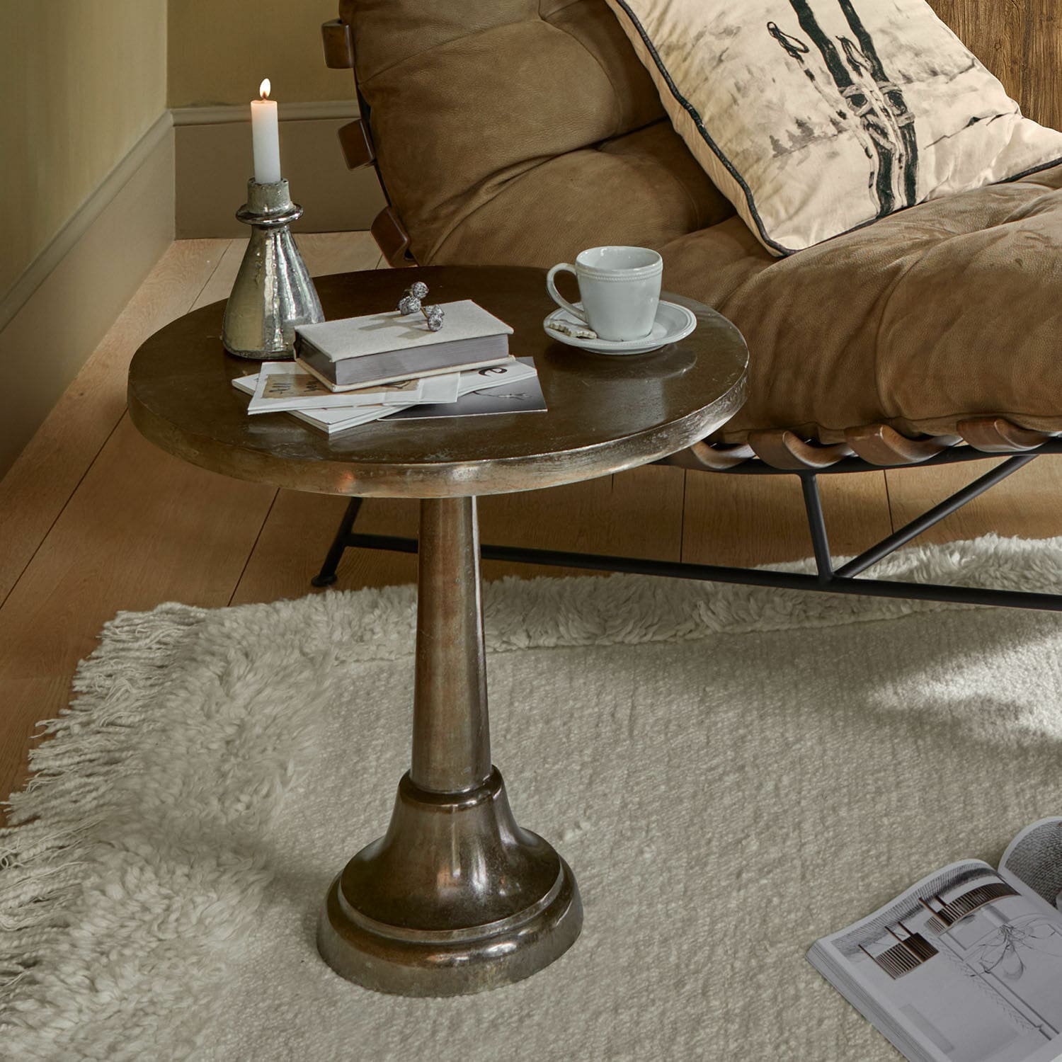 Odkládací stolek Bellevance