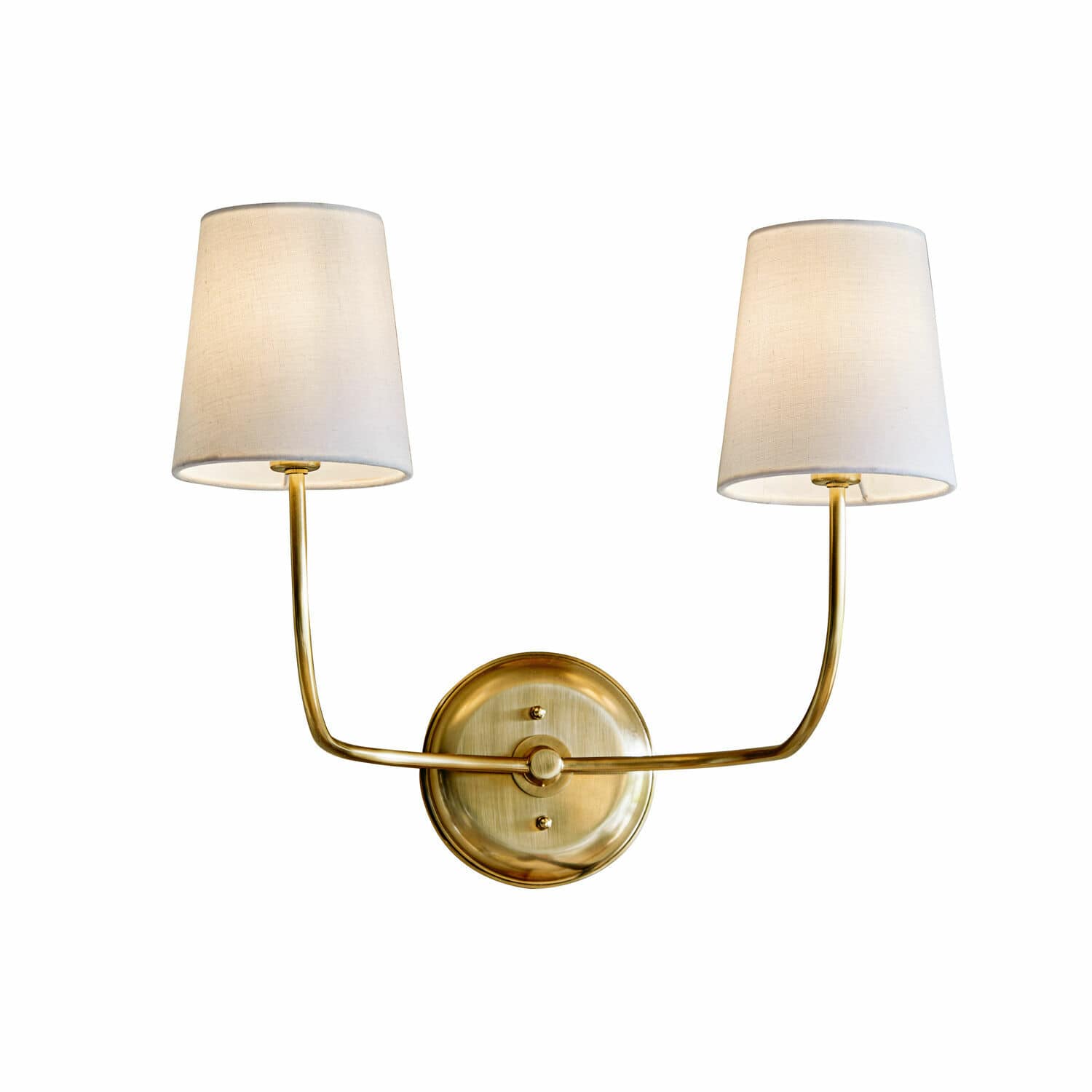 Nástěnná lampa Plainfield Dvojitá mosazná nástěnná lampa s bílými textilními stínidly pro interiérové osvětlení