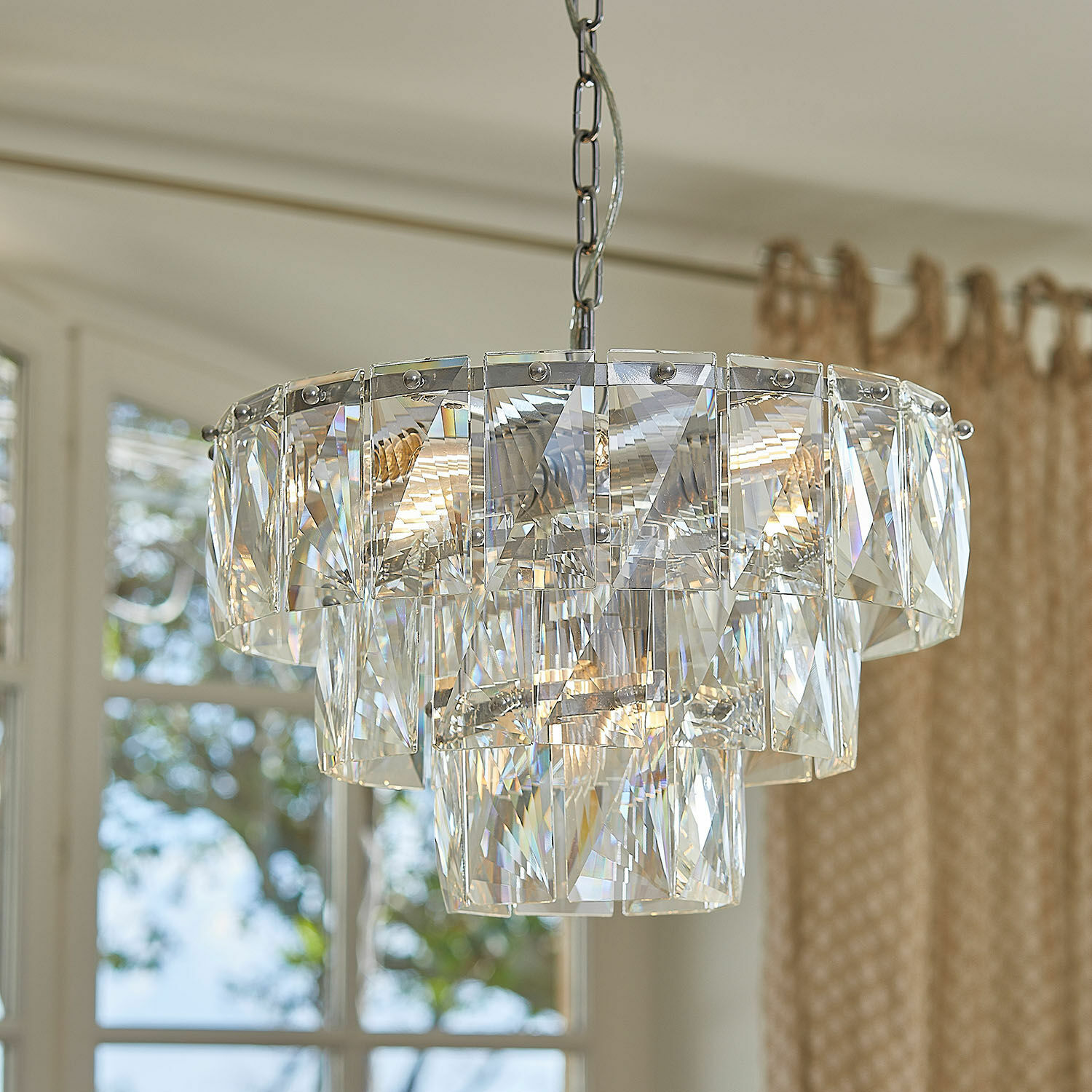 Lustr Crystalford Závěsná lampa z čirého skla s krystalovými panely, moderní osvětlení do obývacího pokoje