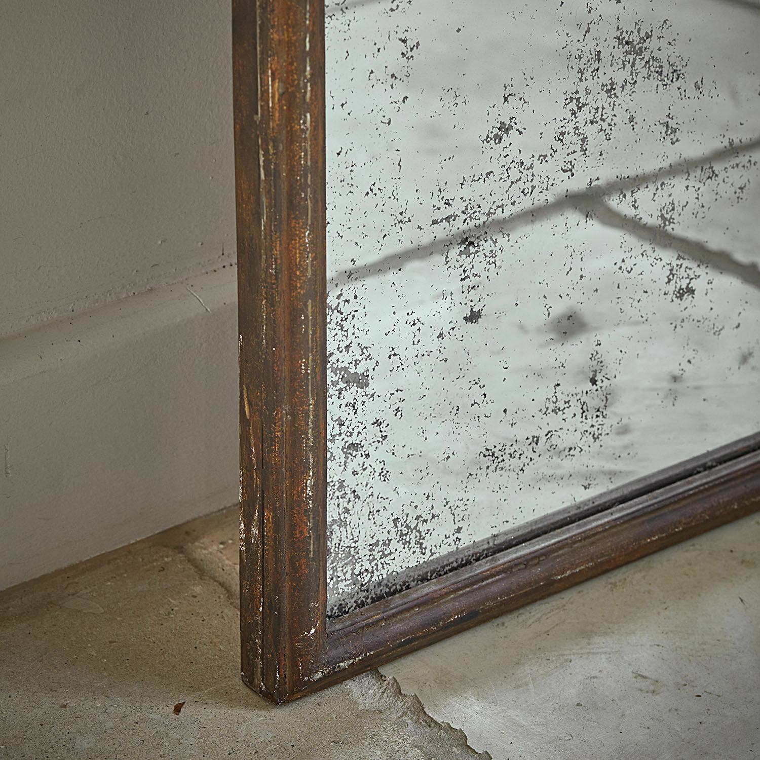 Zrcadlo Aimorie