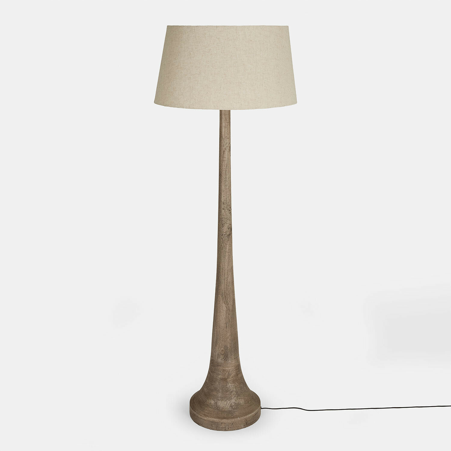 Stojací lampa Helsfjord