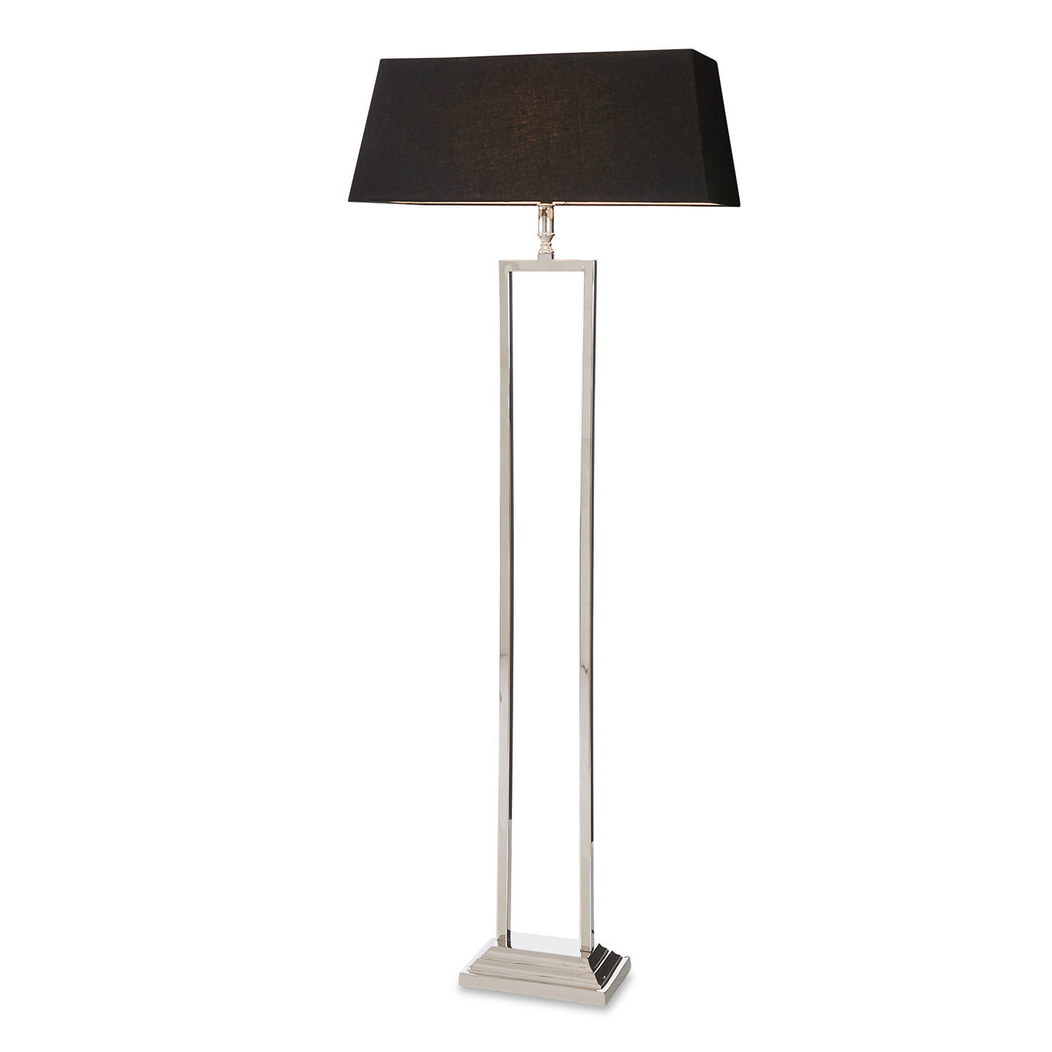 černá/stříbrná Stojací lampa Barki s černým stínidlem a stříbrnou kovovou základnou do obývacího pokoje