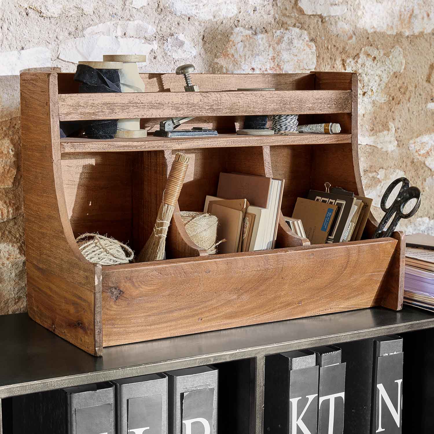 Dřevěný organizér na stůl s přihrádkami na dokumenty a kancelářské potřeby, přírodní barva